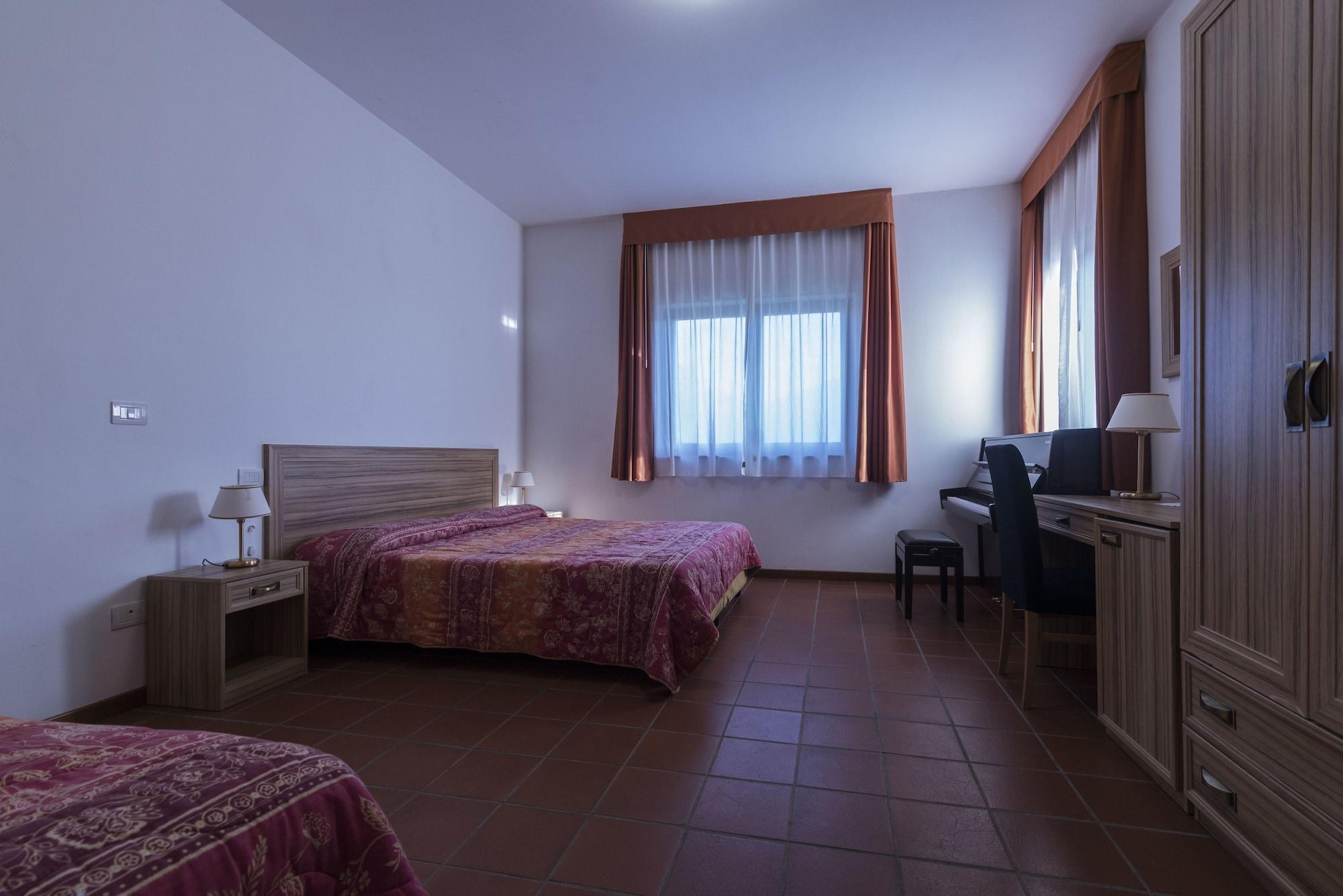 Hotel Villa Del Cardinale Norma Exterior foto